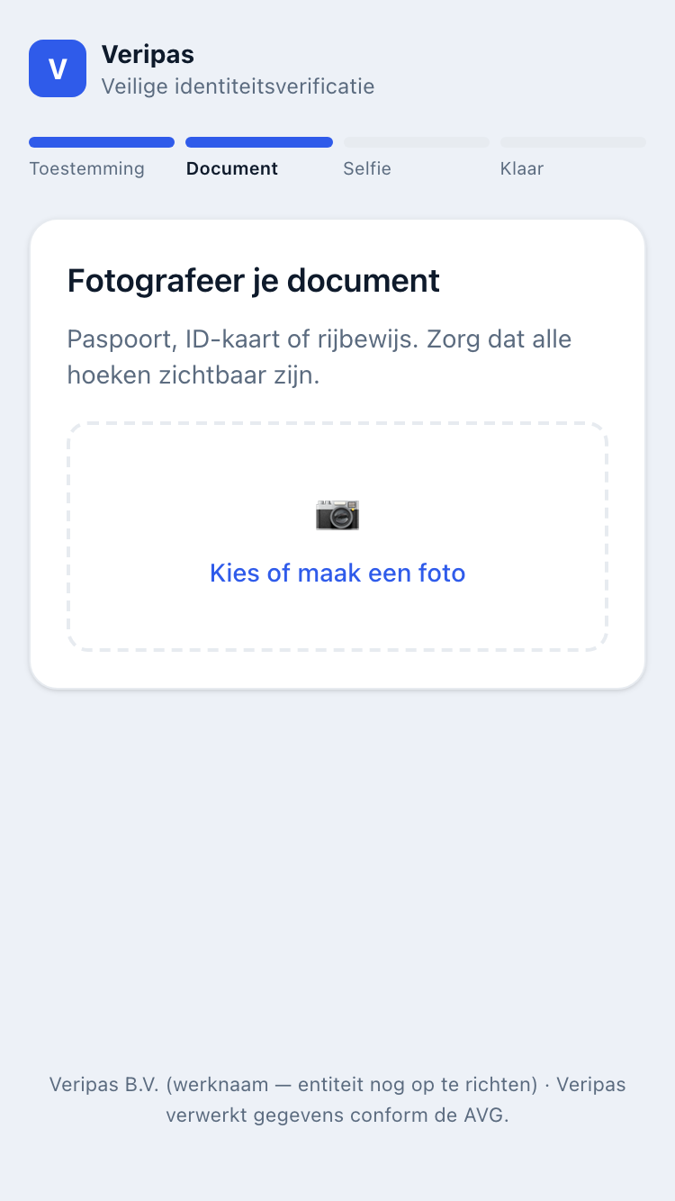 Mobiel scherm dat het geüploade document en de uitgelezen gegevens toont